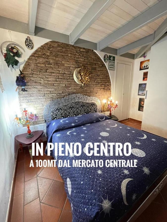 L'Ora Delle Streghe B&B Centralissimo Livorno Eksteriør billede