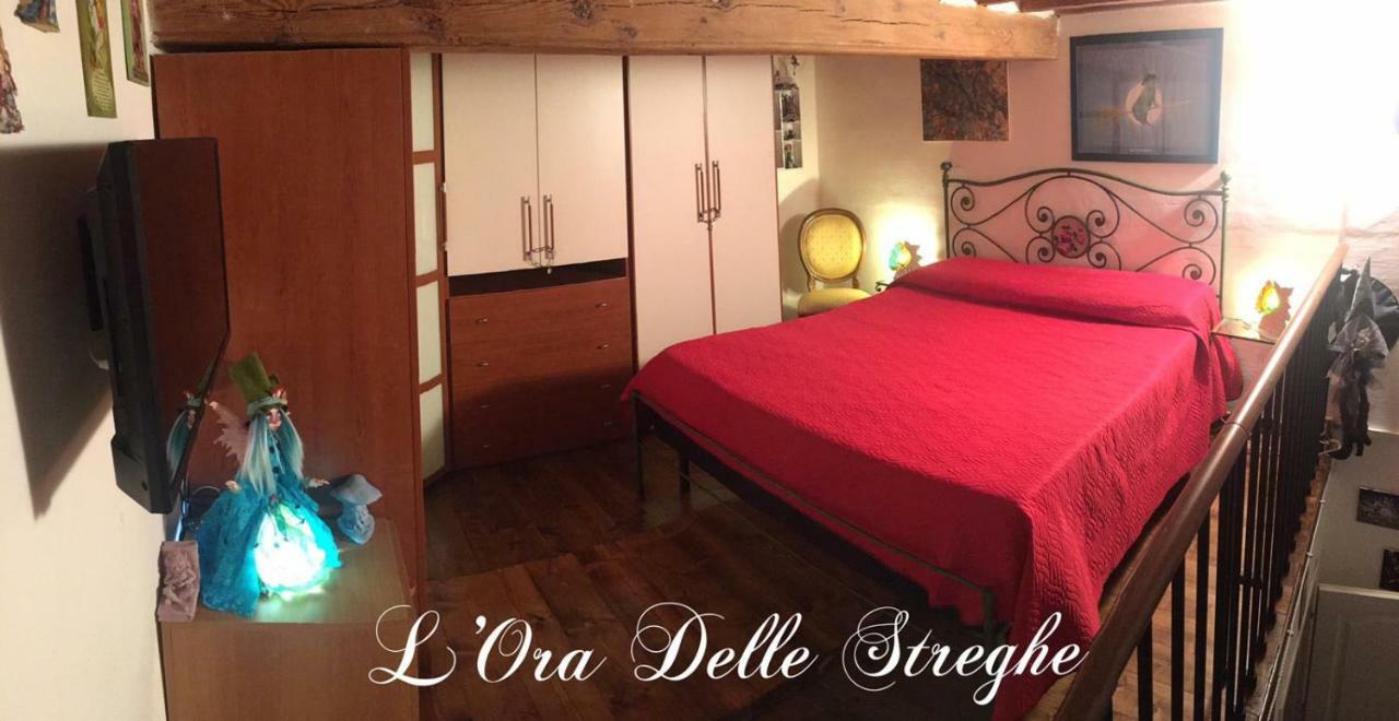 L'Ora Delle Streghe B&B Centralissimo Livorno Eksteriør billede